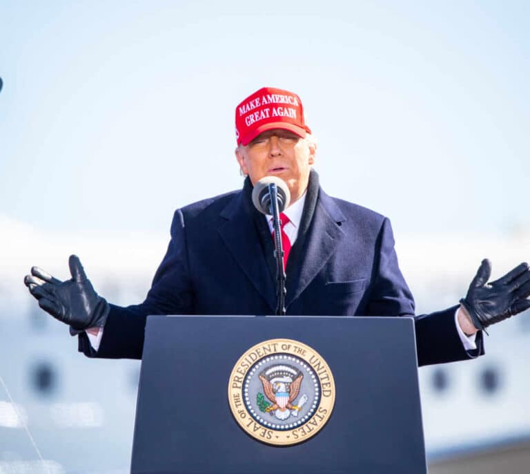 Ten mucho cuidado con lo que dices