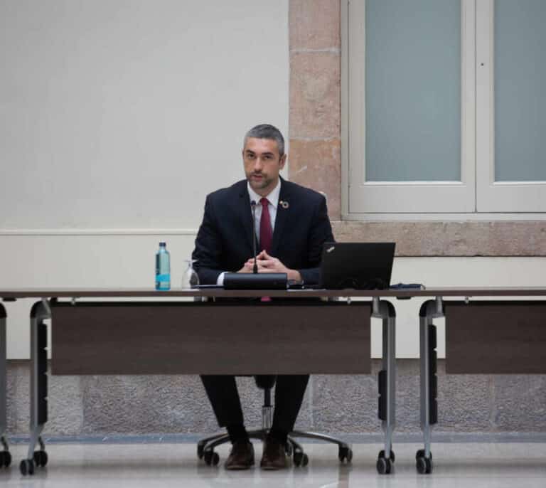 El TSJC condena al conseller de Exteriores por desobediencia grave el 1-O cuando era alcalde