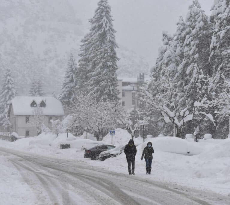 Campo y montaña: las elecciones de los españoles en Semana Santa, según Airbnb