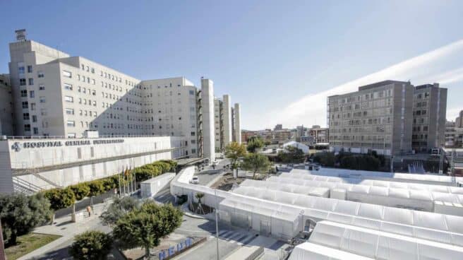 EuropaPress_3522195_hospital_campana_alicante_ubicado_recinto_hospital_general_universitario Hospital de campaña de Alicante.
