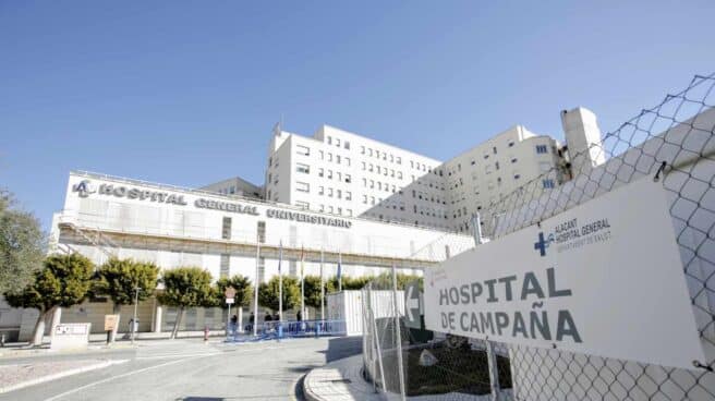 Hospital de campaña de Alicante, ubicado en el recinto del Hospital General Universitario.