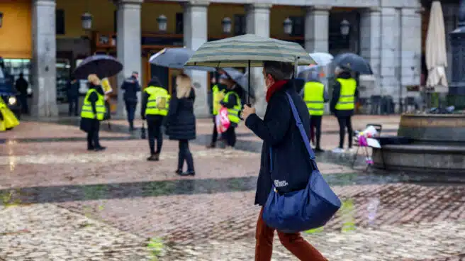 Un frente atlántico dejará lluvias en casi toda España y 10 provincias están en aviso por viento, oleaje y deshielo