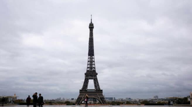 Francia adelanta el toque de queda a las 18h en todo el país