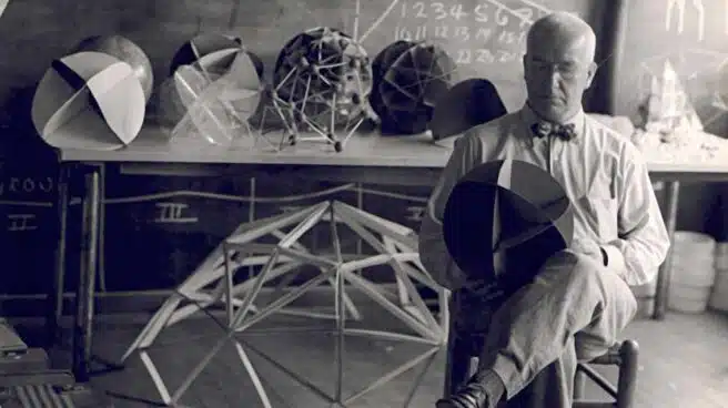 Buckminster Fuller, genio visionario y archivo de soluciones para el planeta