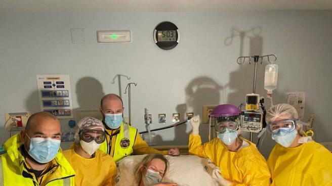 La madre que dio a luz antes de llegar al hospital en Madrid.