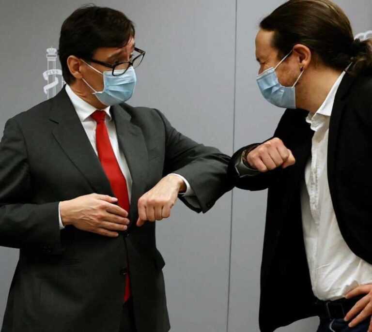 Iglesias arremete contra Illa, al que califica de "candidato de los poderes mediáticos"