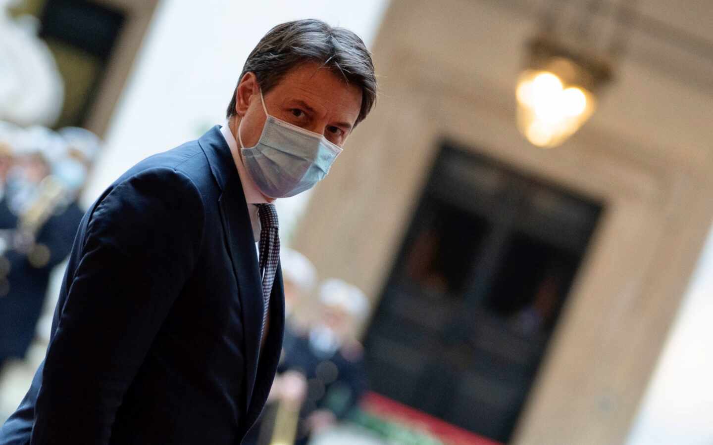 Italia-Giuseppe Conte-crisis