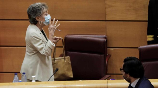 La administradora única de RTVE, Rosa María Mateo, en una comparecencia en el Senado.