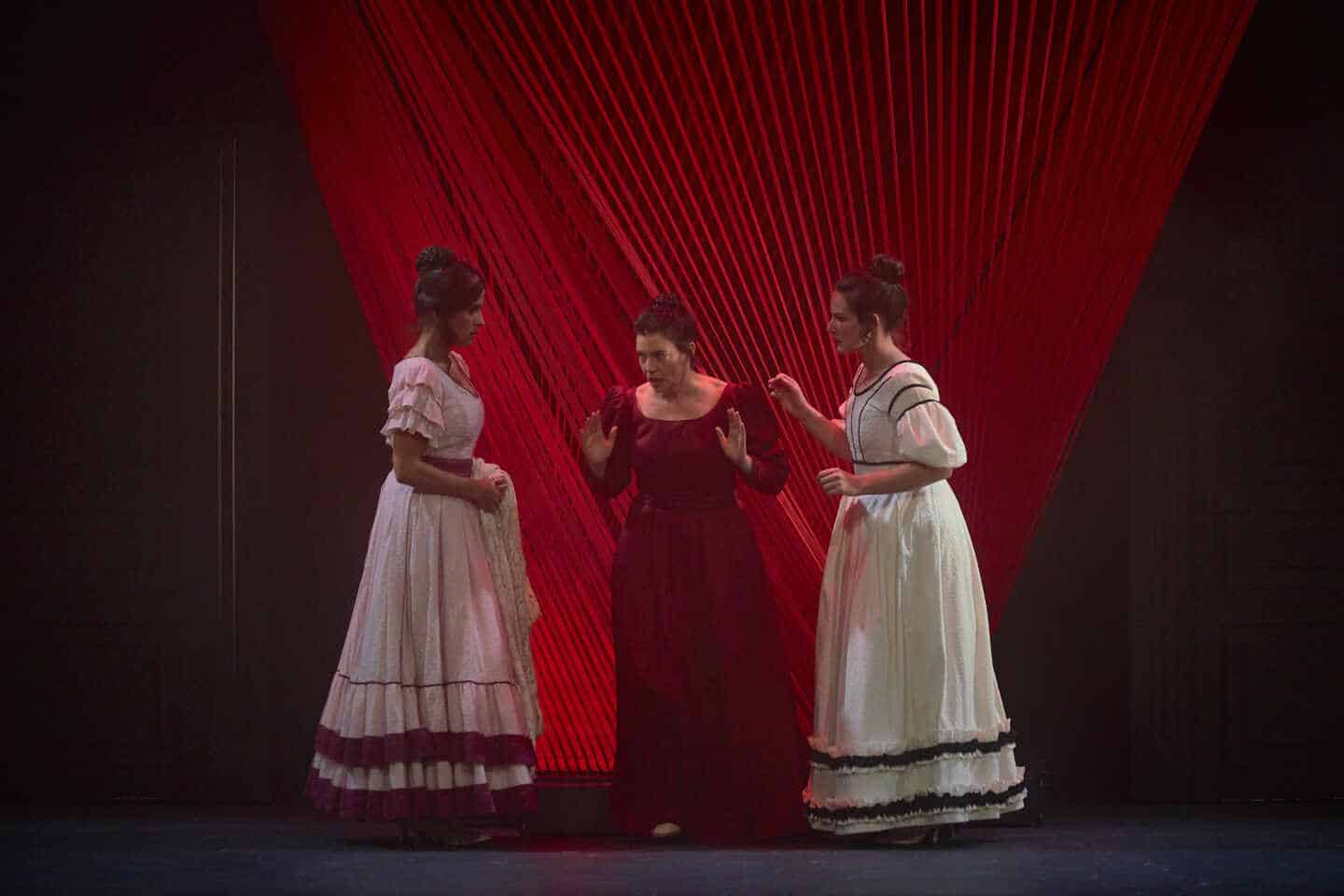 Estreno de 'Mariana Pineda', de Federico García Lorca, en el teatro Español de Madrid.