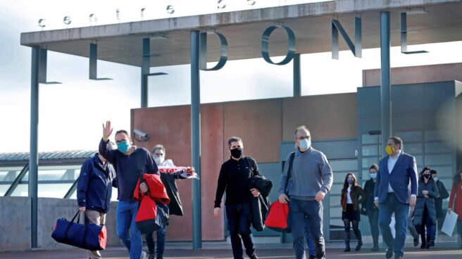 Los presos del procés salen de la prisión de Lledoners. Los presos del procés salen de la prisión de Lledoners.