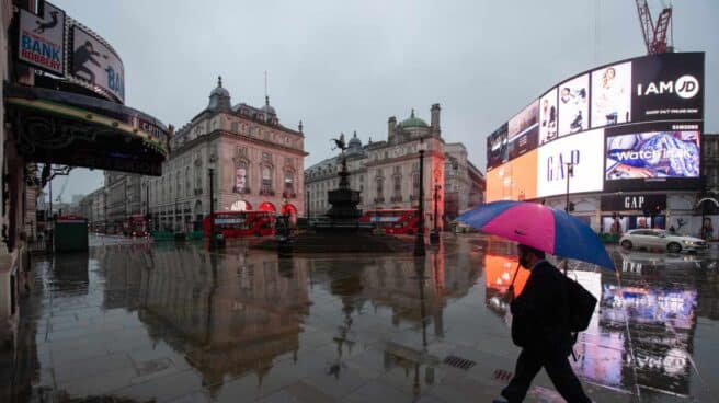 Coronavirus lockdown in England Reino Unido cierra fronteras tras sumar 55.761 positivos y 1.280 fallecidos en 24 horas