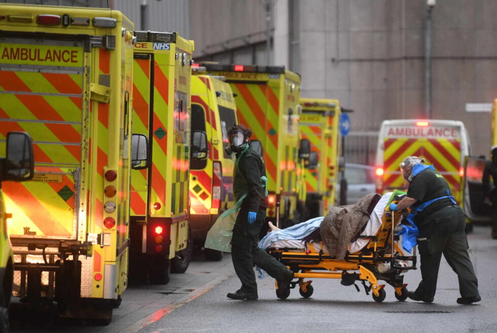 Reino Unido notifica 1.610 muertos, su máximo diario en la pandemia
