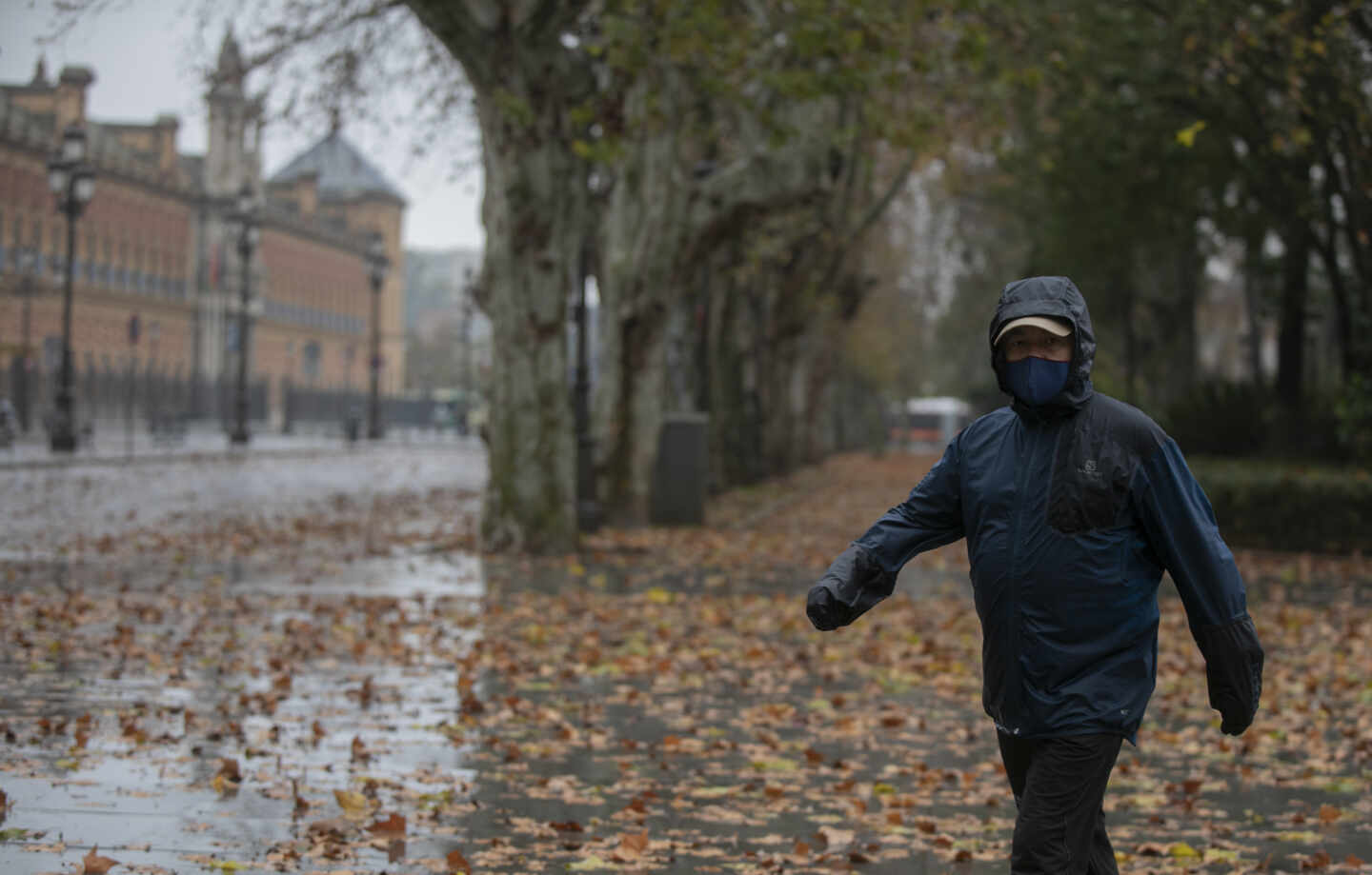 Tres frentes cruzarán este fin de semana con lluvias y vientos