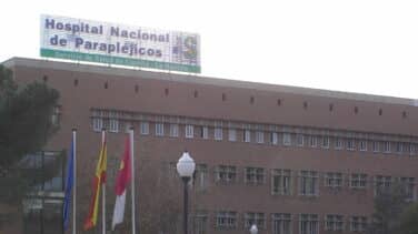 Un camarero camina 10 km para abrir la cafetería del Hospital de Parapléjicos cerrada por Filomena
