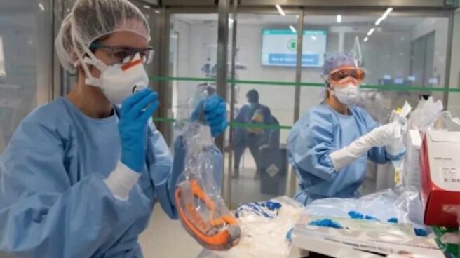 VÍDEO El estremecedor vídeo de una doctora de la UCI El momento más estresante es la intubación VÍDEO El estremecedor vídeo de una doctora de la UCI El momento más estresante es la intubación