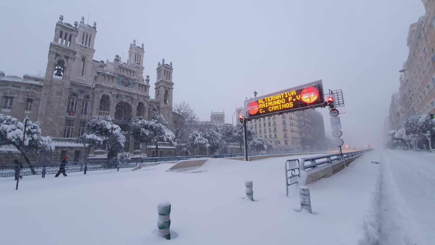 Vídeogalería: las imágenes más espectaculares de la nevada en Madrid