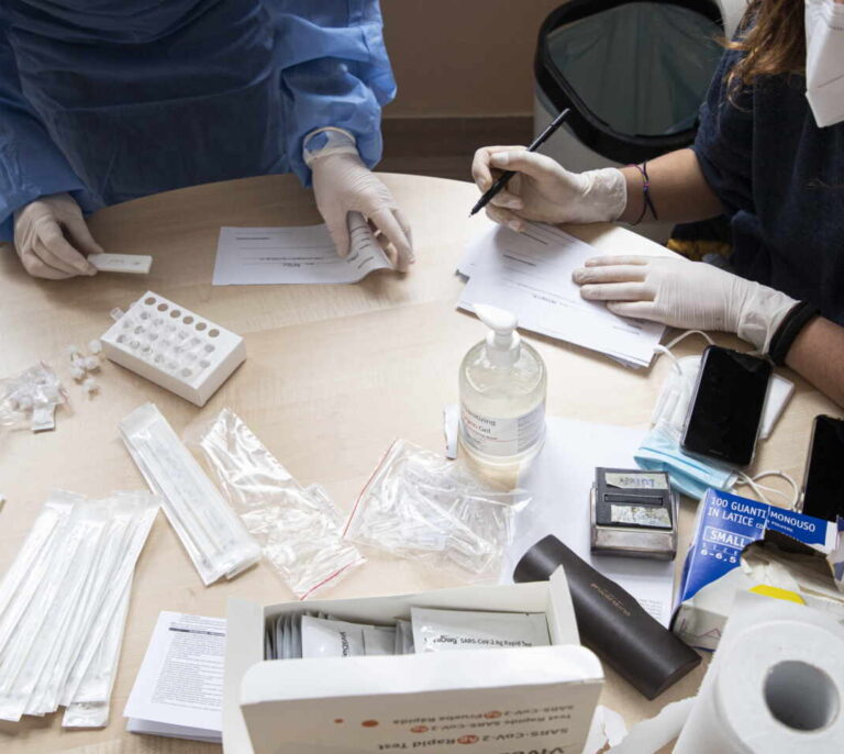 El peor fin de semana de la pandemia: 93.822 nuevos contagios