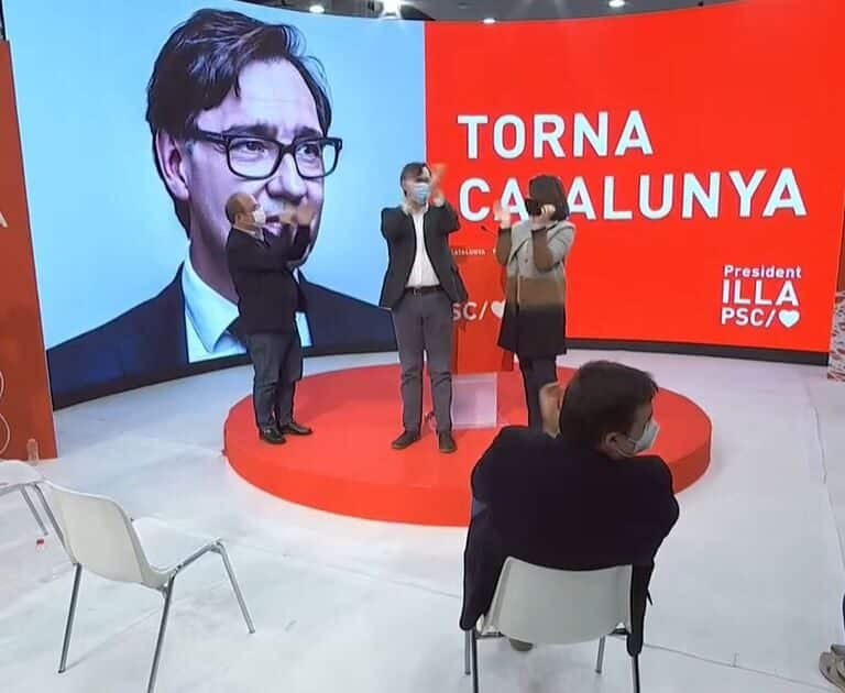 Illa ya hace campaña con el PSC sin haber renunciado aún al cargo de ministro
