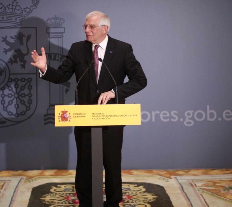 El Gobierno lleva gastados ya más de 9 millones en la futura embajada en Venezuela