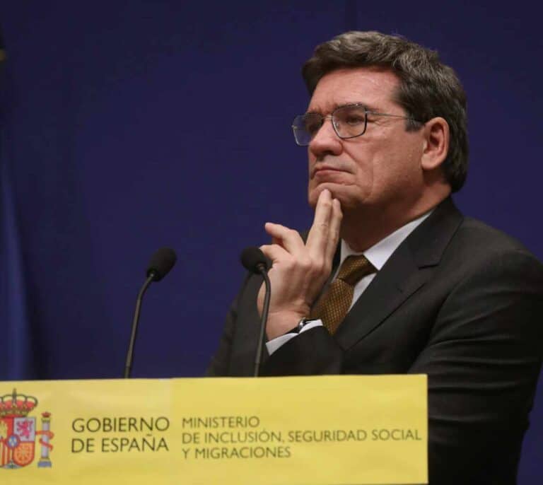 El IMV, la 'bomba' de Escrivá que  irrita al PNV y amenaza su apoyo