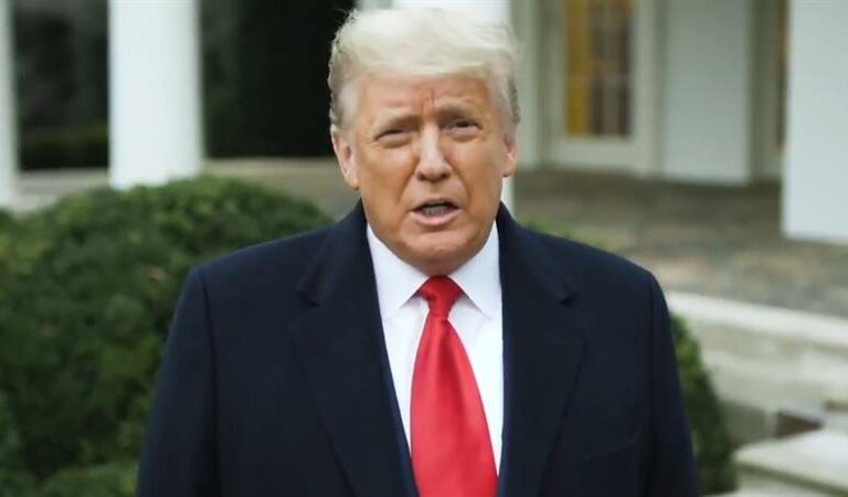 Facebook cierra la cuenta de Trump hasta que Biden asuma la presidencia: "El riesgo es demasiado grande"