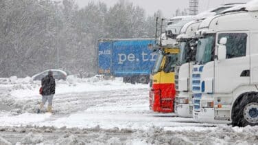 El Gobierno garantiza el reparto de las vacunas con convoyes guiados