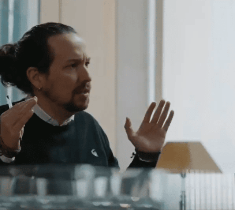 Iglesias: "En España hay una estructura de poder mediático enorme en manos de empresas privadas"