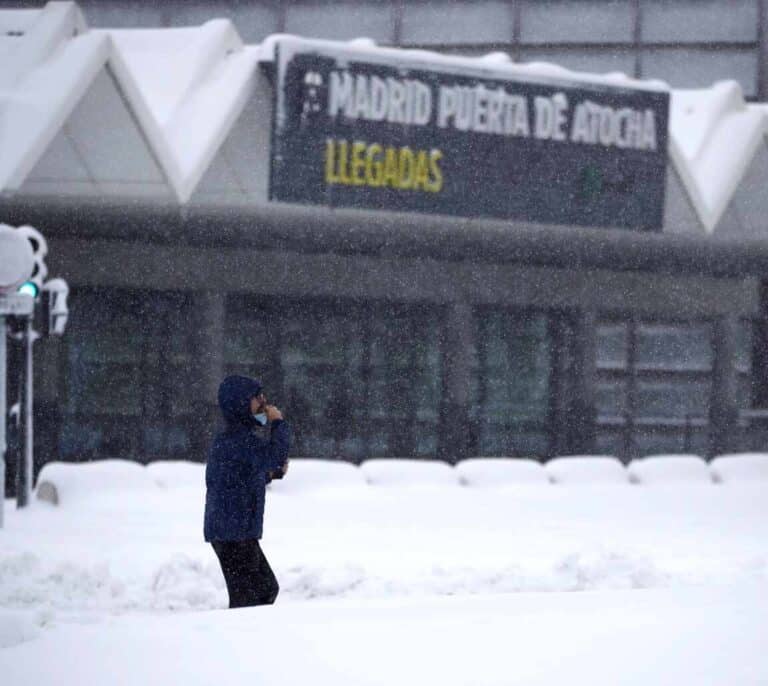 Consumo recuerda que los viajeros afectados por cancelaciones tienen derecho al reembolso