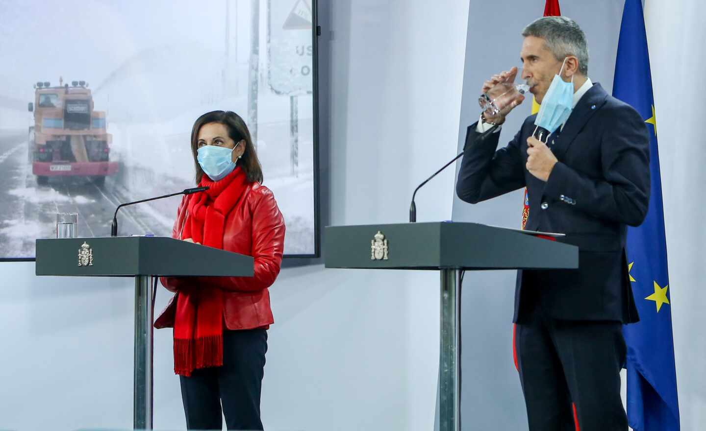 Margarita Robles y Grande-Marlaska, en una reciente rueda de prensa en La Moncloa.