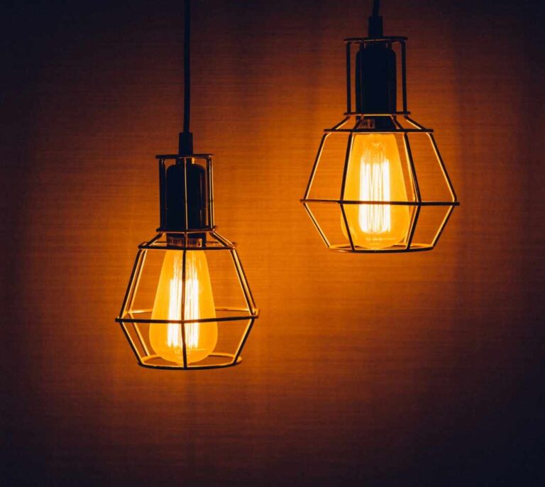 El recibo de la luz se dispara un 42% en lo que va de junio