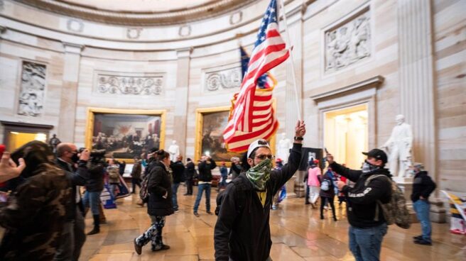 Leales a Donald Trump asaltan el Capitolio en Washington D.C.
