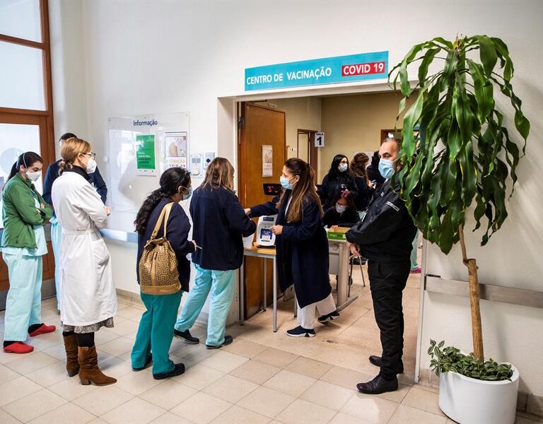 Portugal identifica al menos 16 casos de la nueva cepa británica