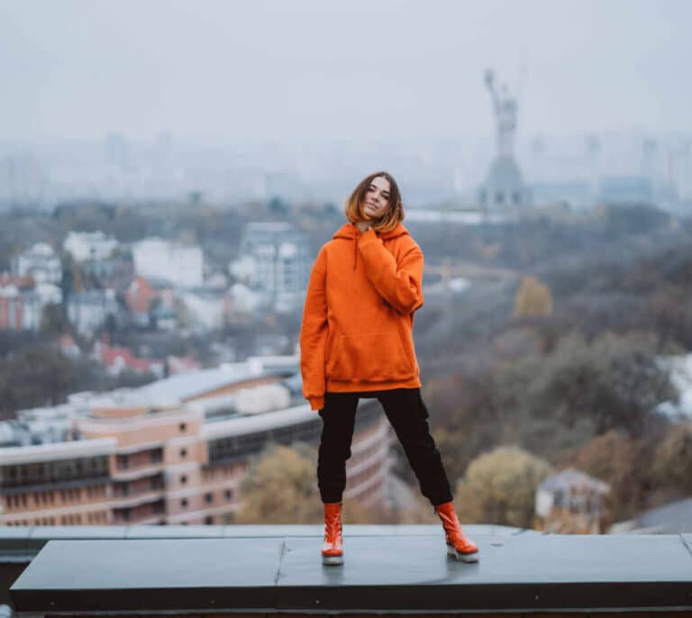 De "ordinariez deportiva" a "tendencia": el chándal se convierte en la pieza estrella de 2021