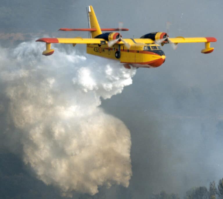 50 años del Canadair, el avión que salva los bosques