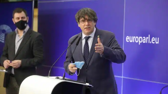Puigdemont vuelve al centro del debate y JxCat recupera la iniciativa en el bloque independentista