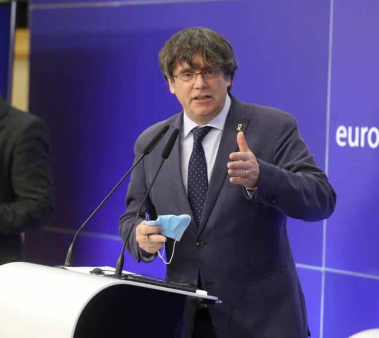 Puigdemont prolongará el culebrón judicial de su extradición ante el TJUE