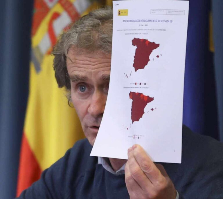 Simón defiende las restricciones "sean de la Edad Media o del futuro"