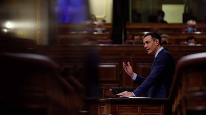 El presidente del Gobierno, Pedro Sánchez, interviene este miércoles durante la sesión de control en el Congreso de los Diputados.