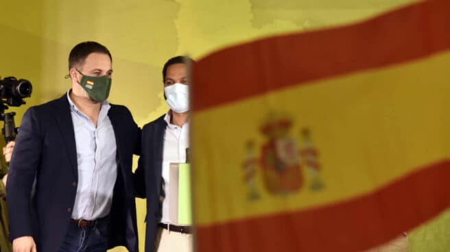 Elecciones en Cataluña: Santiago Abascal e Ignacio Garriga, el candidato de Vox.