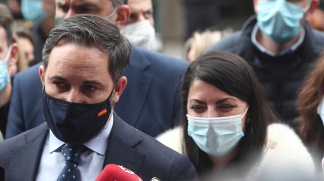 Santiago Abascal y Macarena Olona.