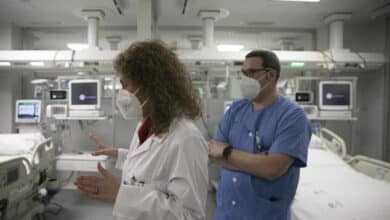 Coronavirus en Andalucía: los contagios diarios se mantienen por encima de 1.000