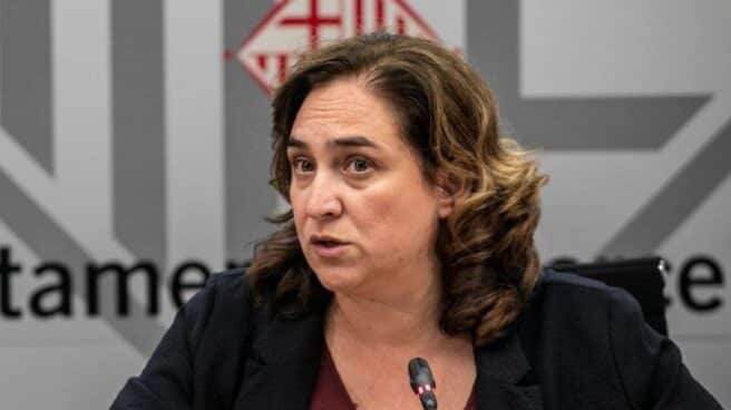 La alcaldesa de Barcelona Ada Colau en una rueda de prensa