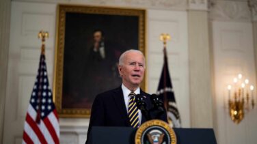 Biden llama "estúpido hijo de perra" a un periodista de Fox News