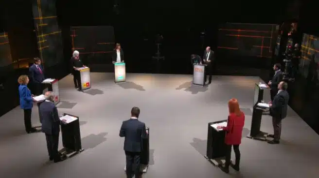 Los candidatos del 14F recrudecen sus reproches en un bronco debate en TV3