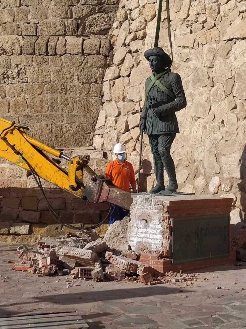Estatua de Franco en Melilla
