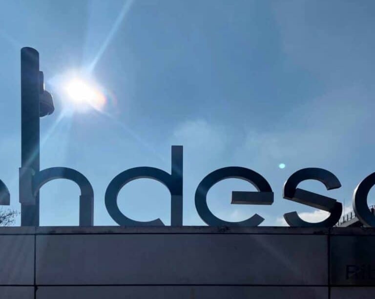 Endesa alerta a sus clientes del robo de datos bancarios tras sufrir un hackeo a su base de datos