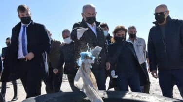 Un enorme vertido obliga al cierre de todas las playas de Israel: "Es lo peor que he visto"