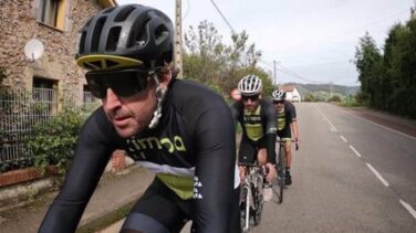 Fernando Alonso, hospitalizado tras sufrir un atropello mientras entrenaba en bici