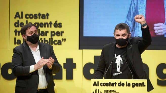 Elecciones Cataluña: mitin de ERC con Junqueras y Otegi.