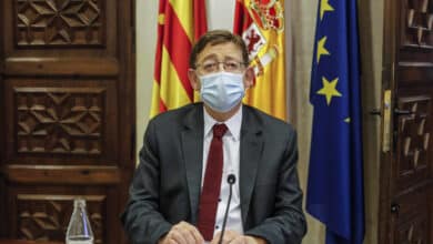 La Comunidad de Valencia empezará a vacunar en julio a personas entre 30 y 40 años